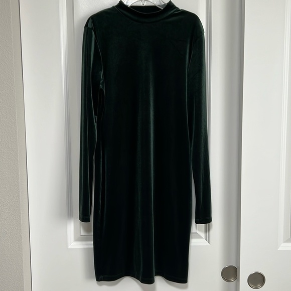 Velvet Dress Mini Long Sleeve Party Green - Picture 1 of 8